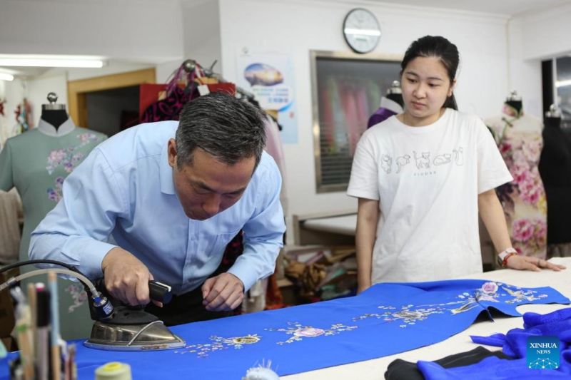 Φωτογραφικό άλμπουμ για τα Λονγκφένγκ Τσεονγκσάμ της Σαγκάης