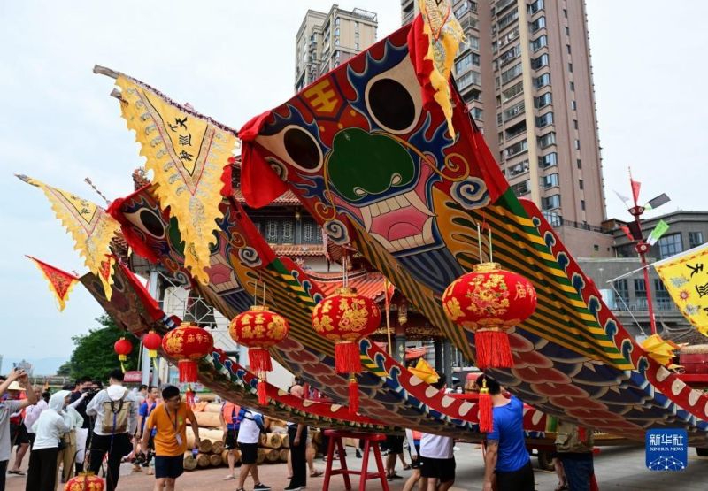 Νεραϊδοπεριοδεία στο Φουτζιέν :Το Σκάφος του Δράκου ξεκινά για να καλωσορίσει το Φεστιβάλ του Σκάφους του Δράκου
