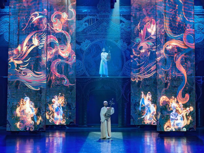 Διαδραστική παράσταση ζωντανεύει τις τοιχογραφίες των Σπηλαίων Μογκάο