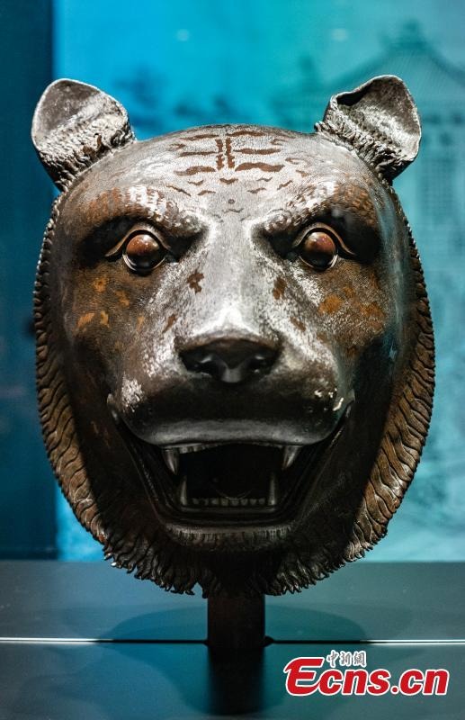 Τέσσερις πρωτότυπες κεφαλές του ζωδιακού κύκλου από τον κήπο Γιουένμινγκ εκτίθενται στο Χονγκ Κονγκ