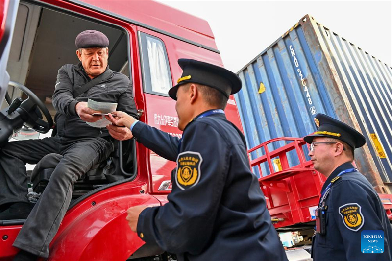 Το Κασγκάρ του Σιντζιάνγκ γνωρίζει ταχεία ανάπτυξη ως πύλη ανοίγματος