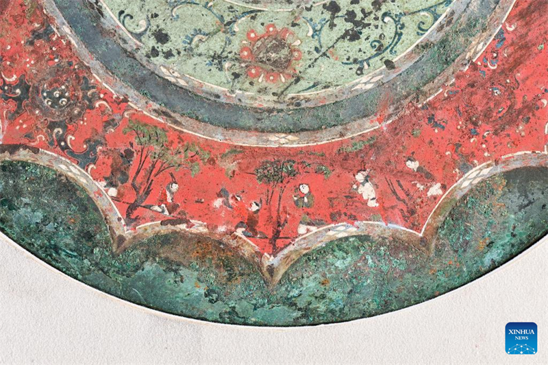 Χάλκινοι καθρέφτες υψηλής δεξιότητας και καλλιτεχνικής αξίας