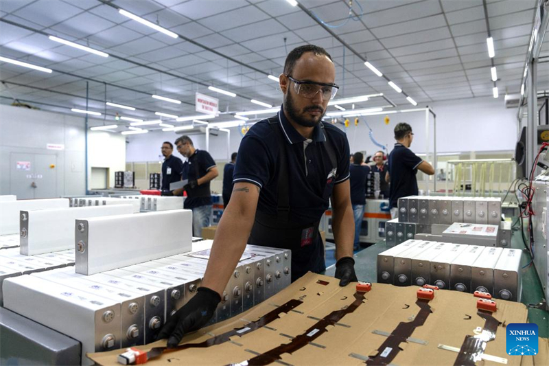 Μια ματιά στο εργοστάσιο μπαταριών της εταιρείας BYD στη Βραζιλία