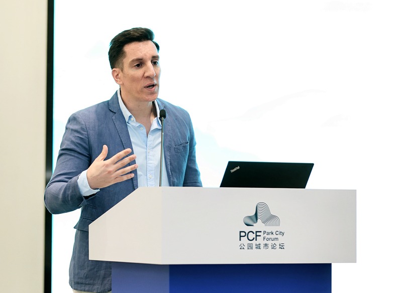 Το 4ο Φόρουμ Πάρκων Πόλεων: Μία Ζώνη, Ένας Δρόμος, υπο-φόρουμ ΜΜΕ πραγματοποιήθηκε στην πόλη Τσενγκντού