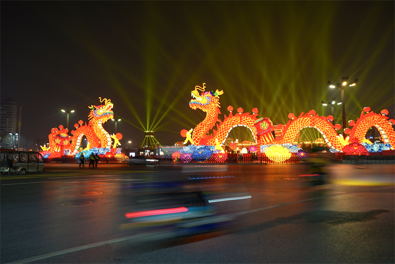 Η Μεγάλη Έναρξη του Φεστιβάλ των Φαναριών ξεκινά στην πόλη Σιάν