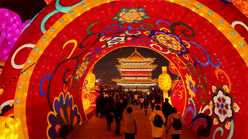 Η Μεγάλη Έναρξη του Φεστιβάλ των Φαναριών ξεκινά στην πόλη Σιάν