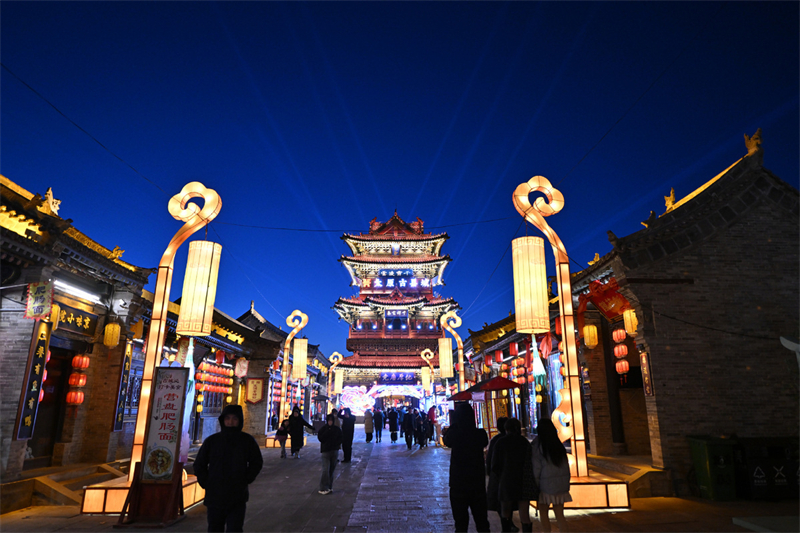 Παραμυθένιο το Ταϊγιουάν με τα ανοιξιάτικα φανάρια