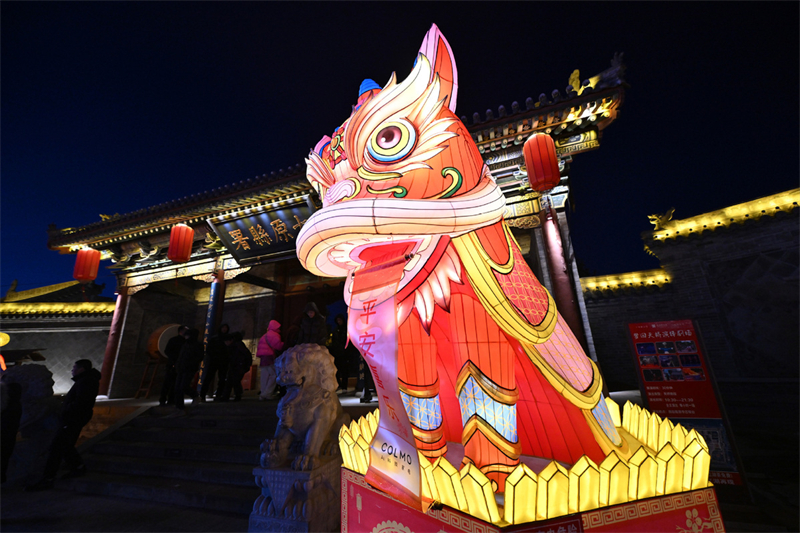 Παραμυθένιο το Ταϊγιουάν με τα ανοιξιάτικα φανάρια