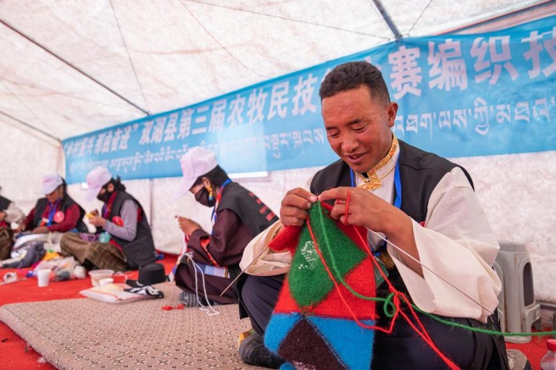 Η πόλη Ναγκτσού της Σιττζάνγκ προωθεί τον αστικό καλλωπισμό στη «στέγη του κόσμου»