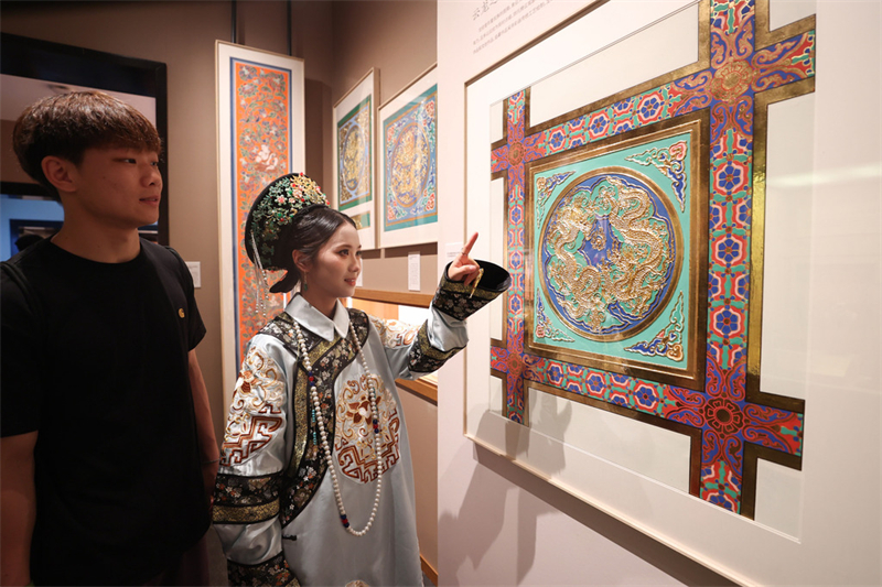 Αρχιτεκτονική ζωγραφική σε έκθεση στο Πεκίνο