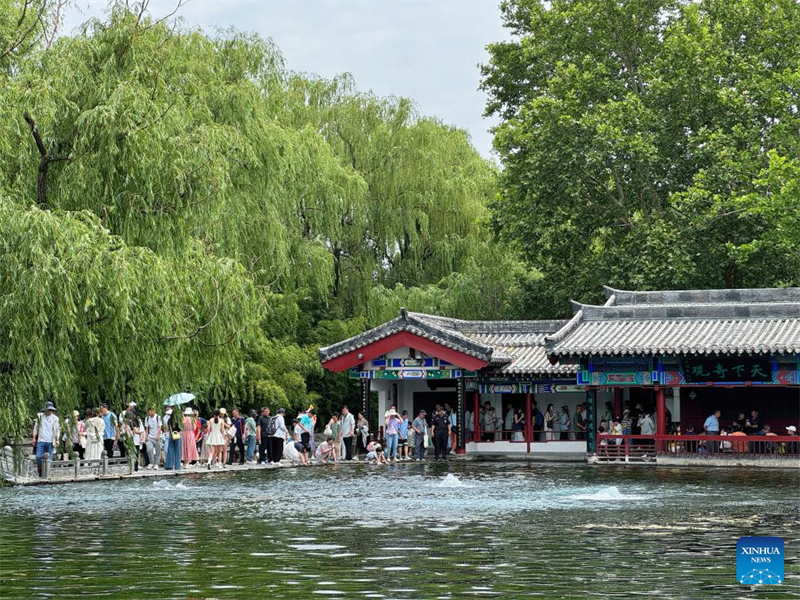 Τα εγχώρια ταξίδια της Κίνας αυξήθηκαν κατά 5,7% κατά τη διάρκεια των ετήσιων διακοπών Ντουανγού