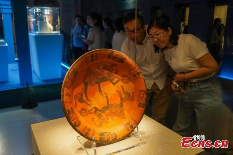 Έκθεση με θέμα τους Μάγια, το Σέιμπα και το Σύμπαν στο Χενάν