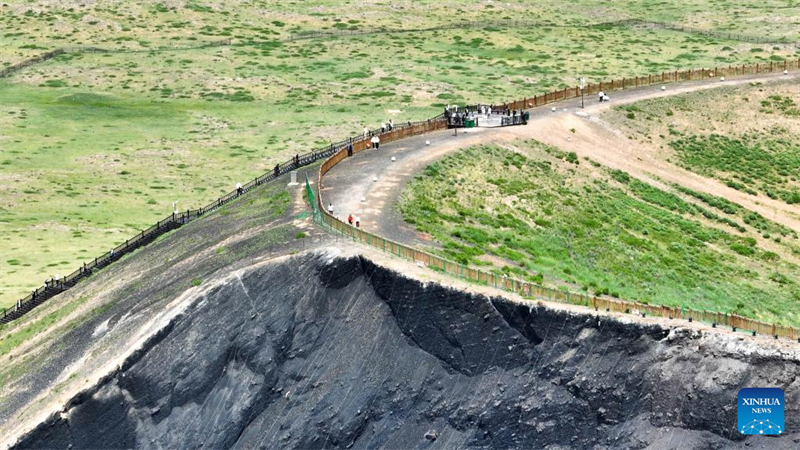 Το σύμπλεγμα ηφαιστείων στη Βόρεια Κίνα εισέρχεται στην περίοδο τουριστικής αιχμής