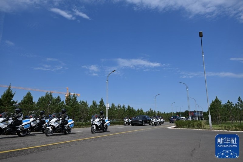 Ο Σι Τζινπίνγκ αναχωρεί από την Αστάνα μετά τη συμμετοχή του στη 2η Σύνοδο Κορυφής Κίνας-Κεντρικής Ασίας