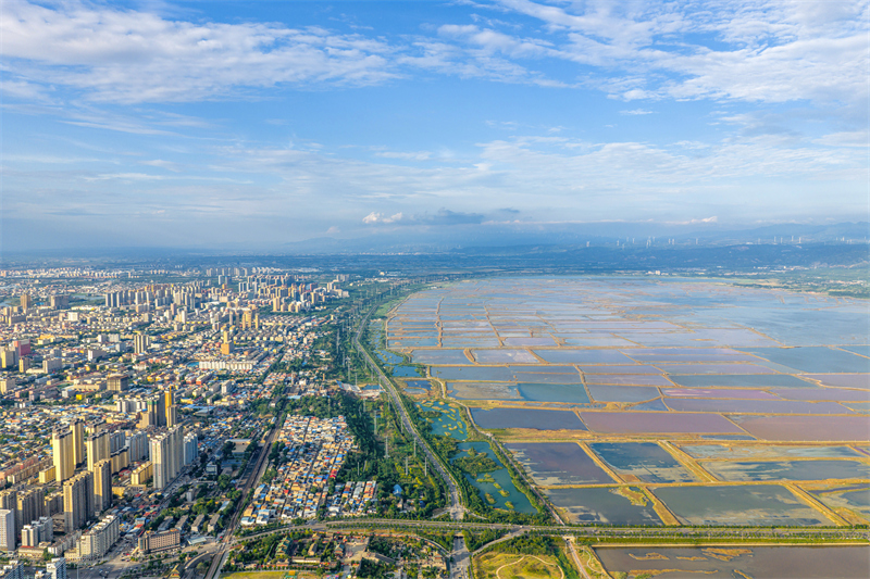 Επαρχία Σανσί: Η οικολογική ομορφιά της αλμυρή λίμνης είναι σαν ζωγραφιά