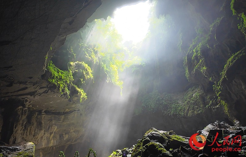 "Φεγγίτης" στη γραφική περιοχή Τζινζονγκσάν. 