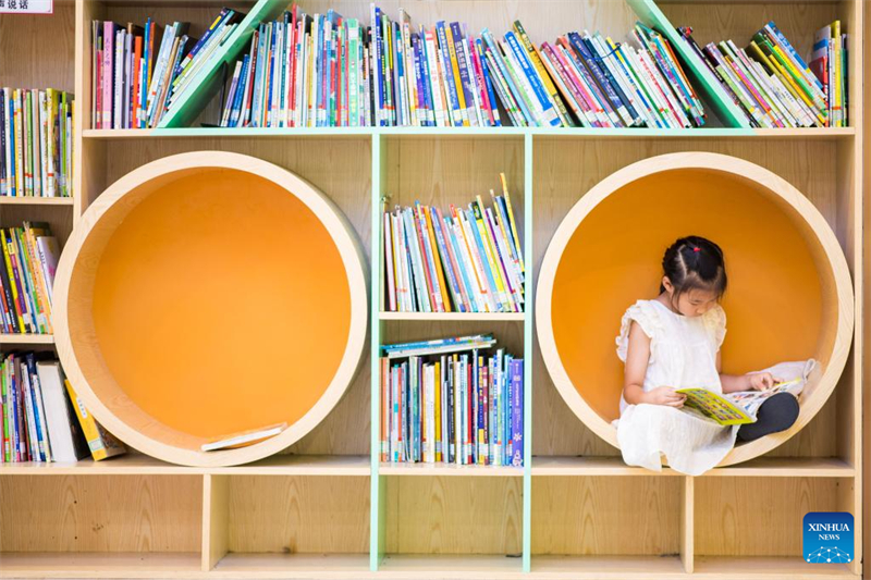 Τα παιδιά απολαμβάνουν διάφορες δραστηριότητες στα κέντρα κοινοτικών υπηρεσιών