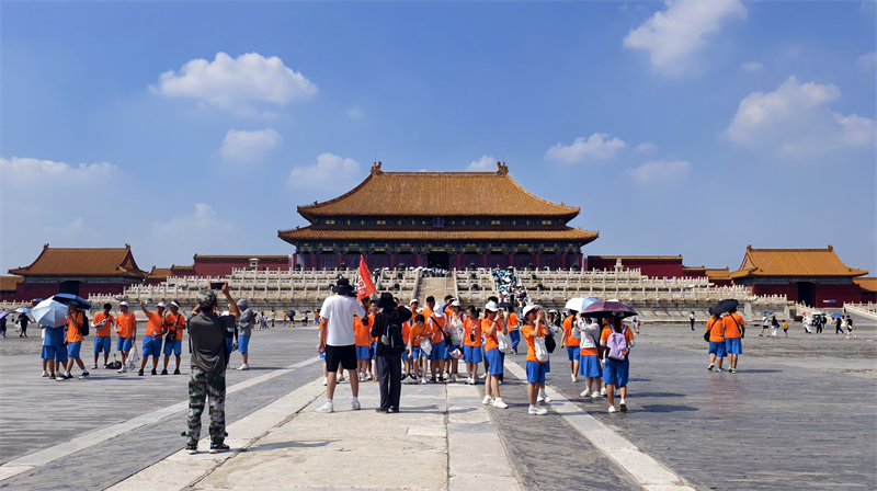 Πεκίνο: Το Μουσείο του Παλατιού υποδέχεται ένα καλοκαιρινό κύμα επισκεπτών
