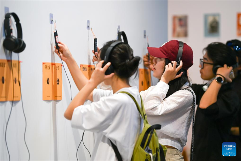 Η αιωνόβια Αγορά Σιτσάνγκ της πόλης Σιάν σφύζει από ζωντάνια