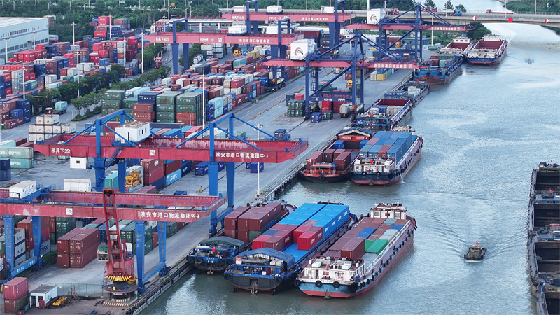 Επαρχία Τζιανγκσού: Λιμενικές εργασίες σε πλήρη εξέλιξη