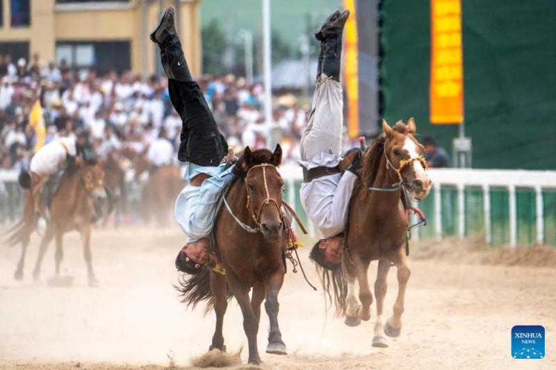 Το φεστιβάλ Ναντάμ ξεκινά στην Εσωτερική Μογγολία της Βόρειας Κίνας