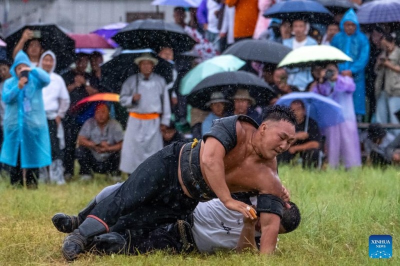 Το φεστιβάλ Ναντάμ ξεκινά στην Εσωτερική Μογγολία της Βόρειας Κίνας