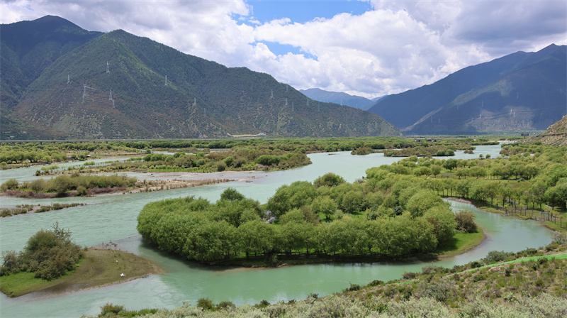 Εθνικό Πάρκο Υγροτόπων Γιάνι, πόλη Νγινγκτσί, Αυτόνομη Περιοχή Σιζάνγκ στη νοτιοδυτική Κίνα. (Φωτογραφία / CGTN)