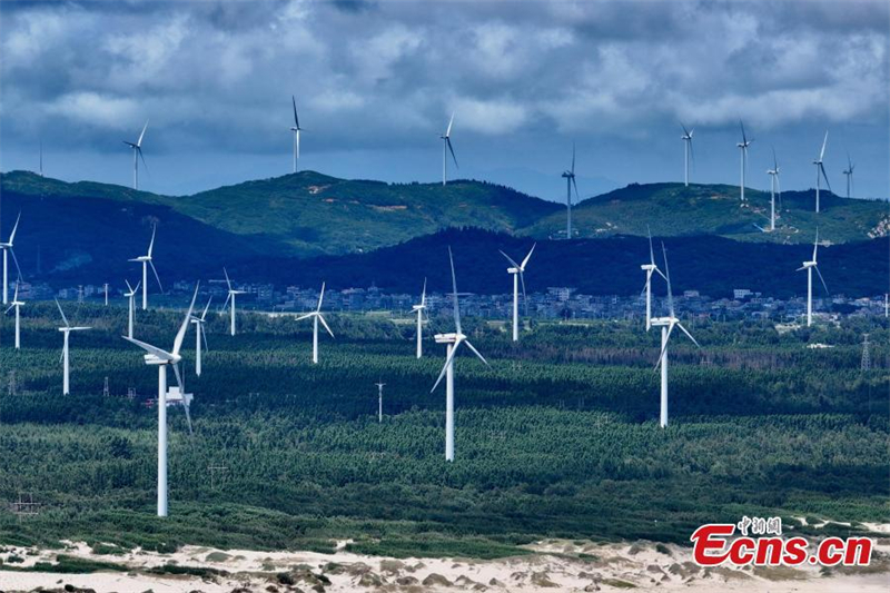 Παραθαλάσσιο τοπίο του νησιού Πινγκτάν στην επαρχία Φουτζιέν