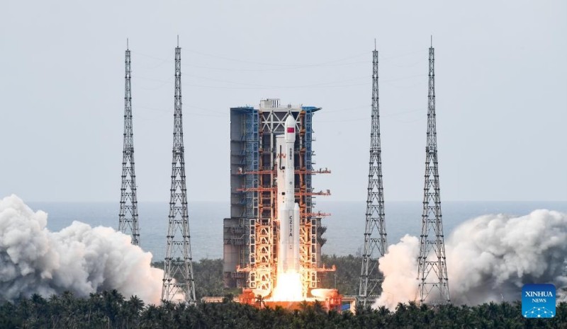 Η Κίνα εκτοξεύει νέο δορυφόρο τηλεπισκόπησης