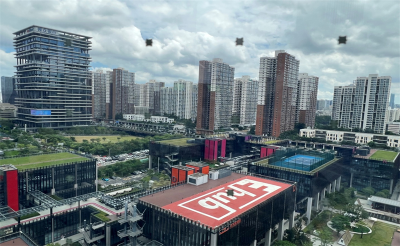 Η φωτογραφία δείχνει την τοποθεσία του Κέντρου Καινοτομίας και Επιχειρηματικότητας για νέους μεταξύ της πόλης Σεντζέν και του Χονγκ Κονγκ στην περιοχή Τσιενχάι στην πόλη Σεντζέν της επαρχίας Γκουανγκντόνγκ, στις 15 Σεπτεμβρίου του 2025. (Φωτογραφία / Λαϊκή Καθημερινή Online)