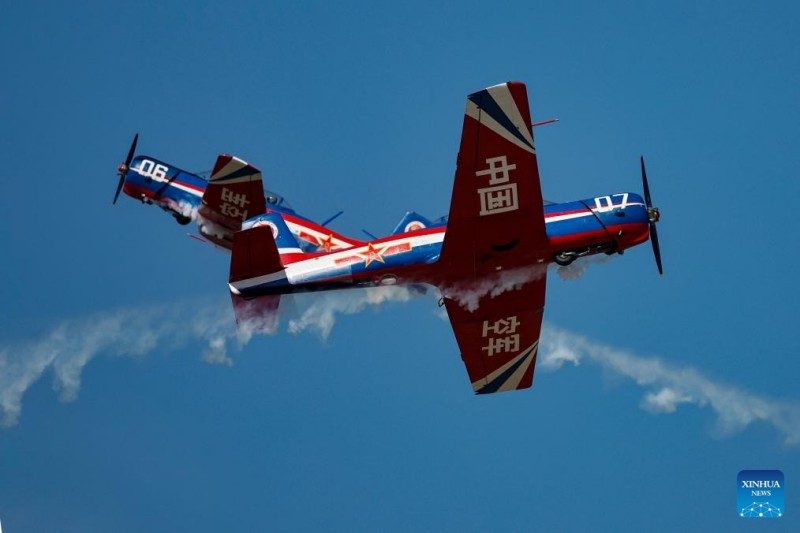 Η ανοιχτή εκδήλωση της Πολεμικής Αεροπορίας του Λαϊκού Απελευθερωτικού Στρατού της Κίνας και η αεροπορική επίδειξη Τσανγκτσούν ολοκληρώθηκαν στην Κίνα