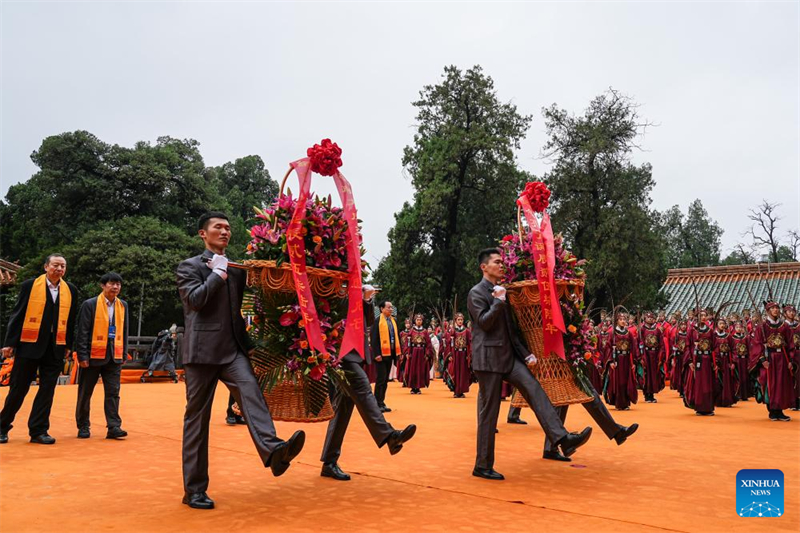 Η Κίνα γιορτάζει την 2.576η επέτειο από τη γέννηση του Κομφούκιου