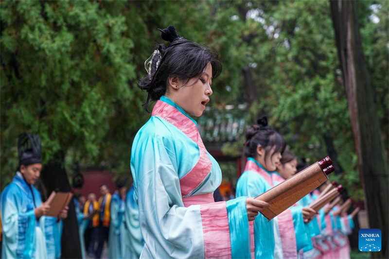 Η Κίνα γιορτάζει την 2.576η επέτειο από τη γέννηση του Κομφούκιου