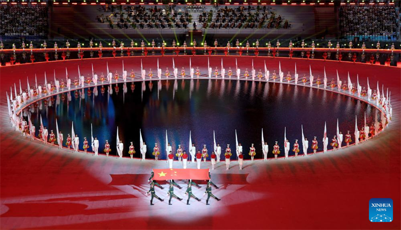 H τελετή έναρξης των 15ων Εθνικών Αγώνων της Κίνας πραγματοποιήθηκε στην πόλη Γκουανγκτζόου