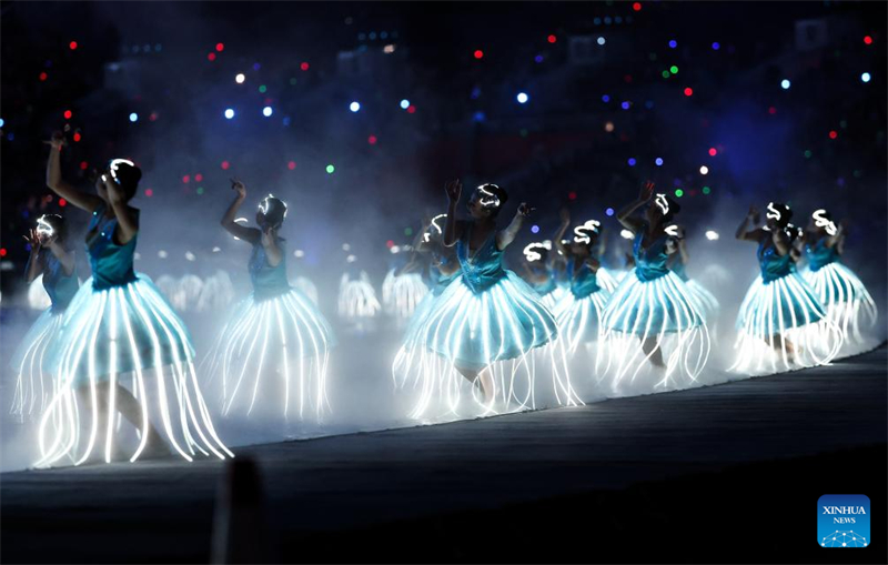 H τελετή έναρξης των 15ων Εθνικών Αγώνων της Κίνας πραγματοποιήθηκε στην πόλη Γκουανγκτζόου