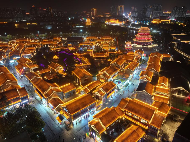 Ο τουρισμός ανθεί κατά μήκος του Μεγάλου Καναλιού στην επαρχία Χεμπέι