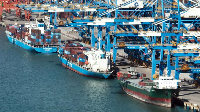 Ο σημαντικός εμπορικός διάδρομος της Κίνας διακινεί πάνω από 5 εκατομμύρια TEU