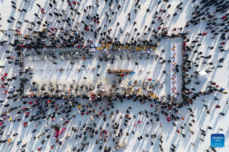 Το φεστιβάλ συλλογής πάγου ξεκινά στην πόλη Χαρμπίν