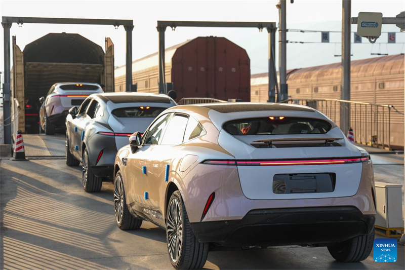 Ο δήμος Τσονγκτσίνγκ μετατρέπεται σε εσωτερικό κόμβο για τις εξαγωγές NEV