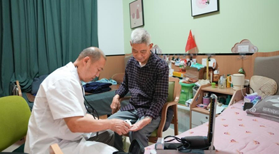 Η Κίνα εισάγει εθνική επιδότηση για υπηρεσίες φροντίδας ηλικιωμένων με στόχο την προώθηση μιας κοινωνίας φιλικής προς τους ηλικιωμένους