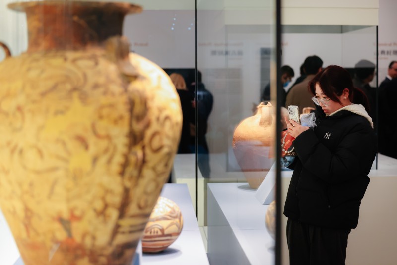 Εγκαινιάστηκε στο Μουσείο Λιανγκτζού της Κίνας η ελληνική έκθεση «Ένα Ταξίδι στην Αρχαία Ελλάδα»