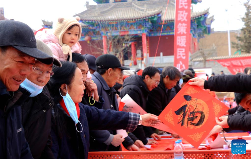 Προετοιμασίες για το Φεστιβάλ της Άνοιξης σε εξέλιξη σε όλη την Κίνα