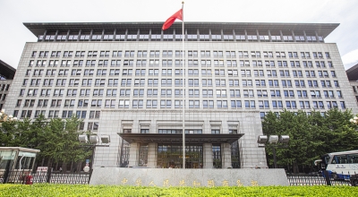 Η Κίνα θα συνεχίσει τον διάλογο με την ΕΕ για την προώθηση σταθερού περιβάλλοντος αγοράς για βιομηχανική ανάπτυξη