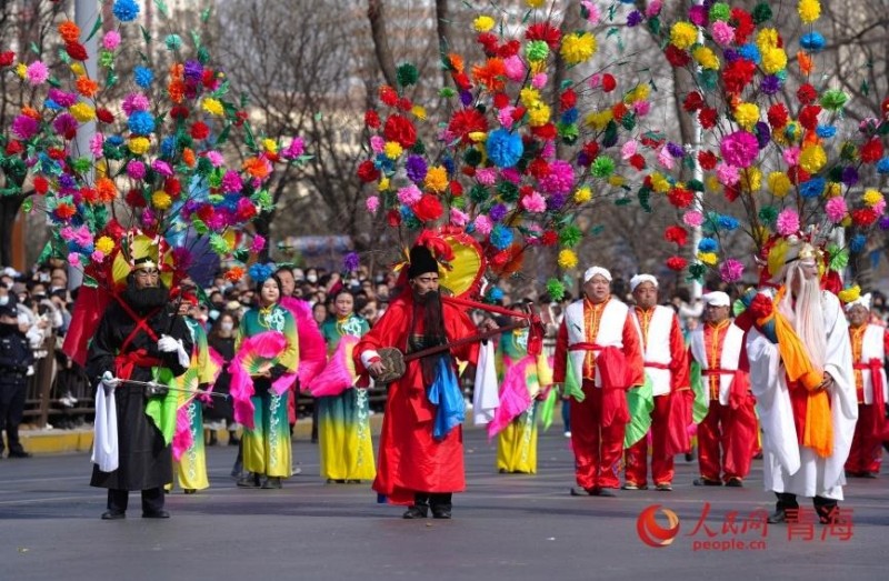 Παράστασεις Σεχούο πραγματοποιήθηκαν στην πόλη Σινίνγκ της Κίνας