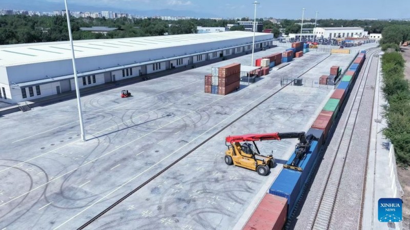 Η εμπορευματική αμαξοστοιχία Κίνας–Ευρώπης, αρτηρία ανάπτυξης μεταξύ Σιάν και Αλμάτι