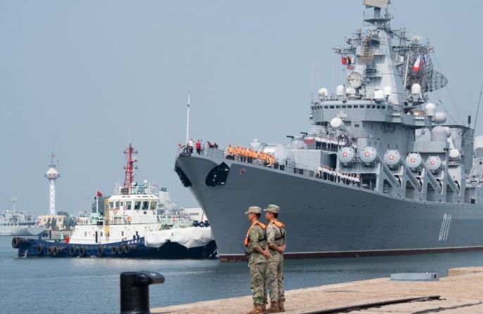 Κίνα και Ρωσία θα πραγματοποιήσουν κοινή ναυτική άσκηση και θαλάσσια περιπολία