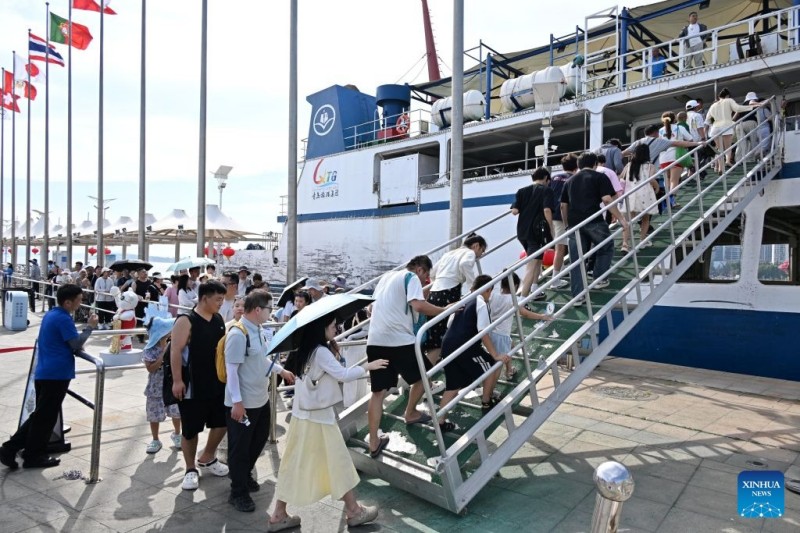 Το Τσινγκτάο της Κίνας εγκαινιάζει νέες θαλάσσιες περιηγητικές διαδρομές για την ενίσχυση του τουρισμού