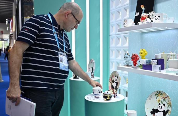 Η δεύτερη φάση της 140ής Έκθεσης της Καντόνας: Τα προϊόντα κινεζικού στιλ γίνονται νέο σήμα κατατεθέν των κινεζικών προϊόντων στις διεθνείς αγορές