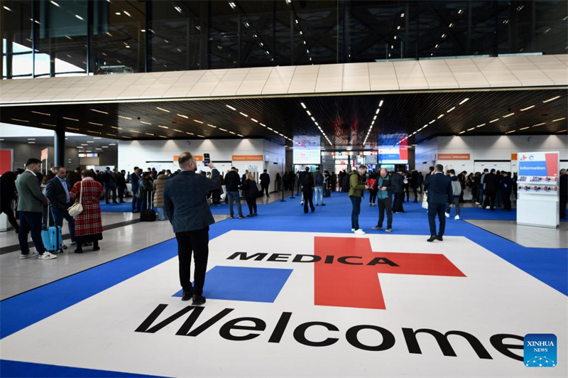 Πάνω από 1300 κινεζικές εταιρείες συμμετέχουν στην έκθεση Medica 2025 στη Γερμανία