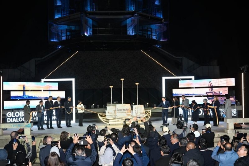 Δήμαρχοι από όλο τον κόσμο συζητούν για την αστική διακυβέρνηση στην ιστορική παραθαλάσσια πόλη Ναντζίνγκ της Κίνας